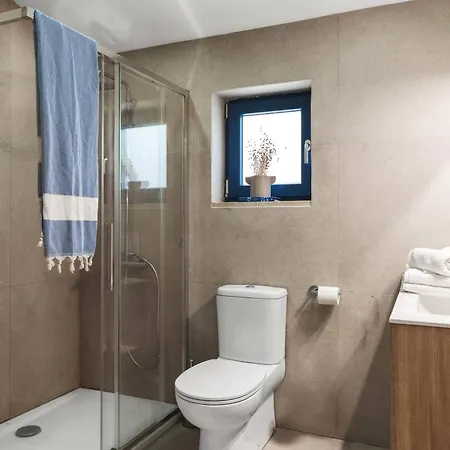 At The Olive Manor Feriehus Peristerona (Paphos)