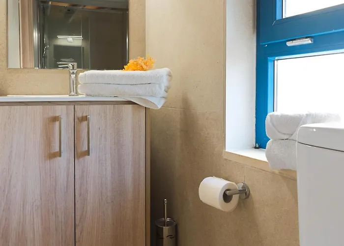 Semesterbostad At The Olive Manor